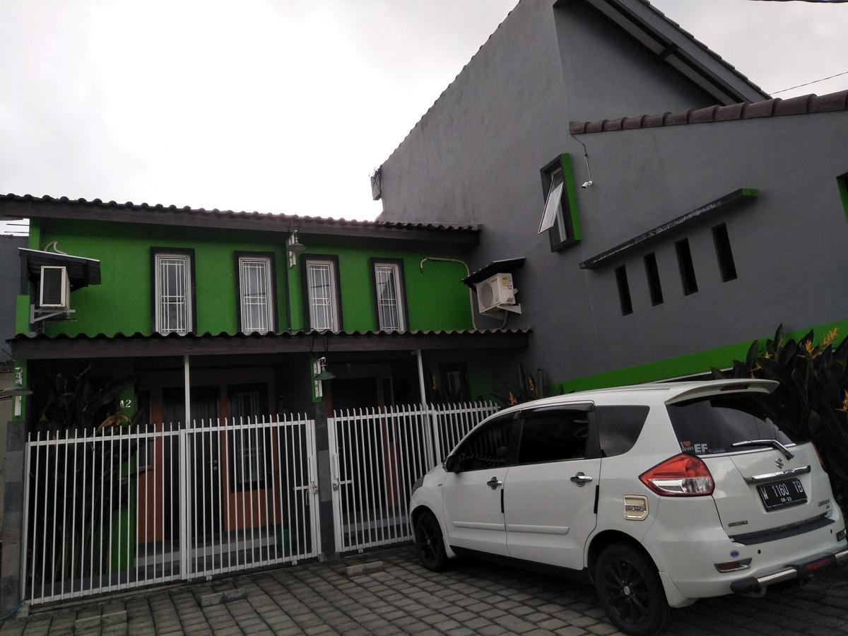 Titan'S Greenhouse Banyuwangi  Exterior foto